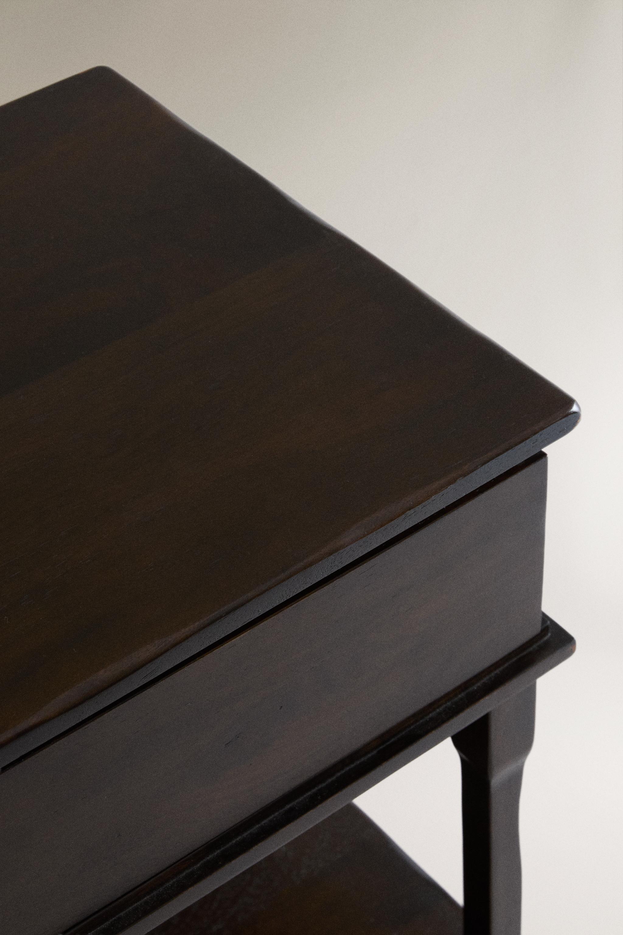 MEUBLE DE RANGEMENT EN BOIS